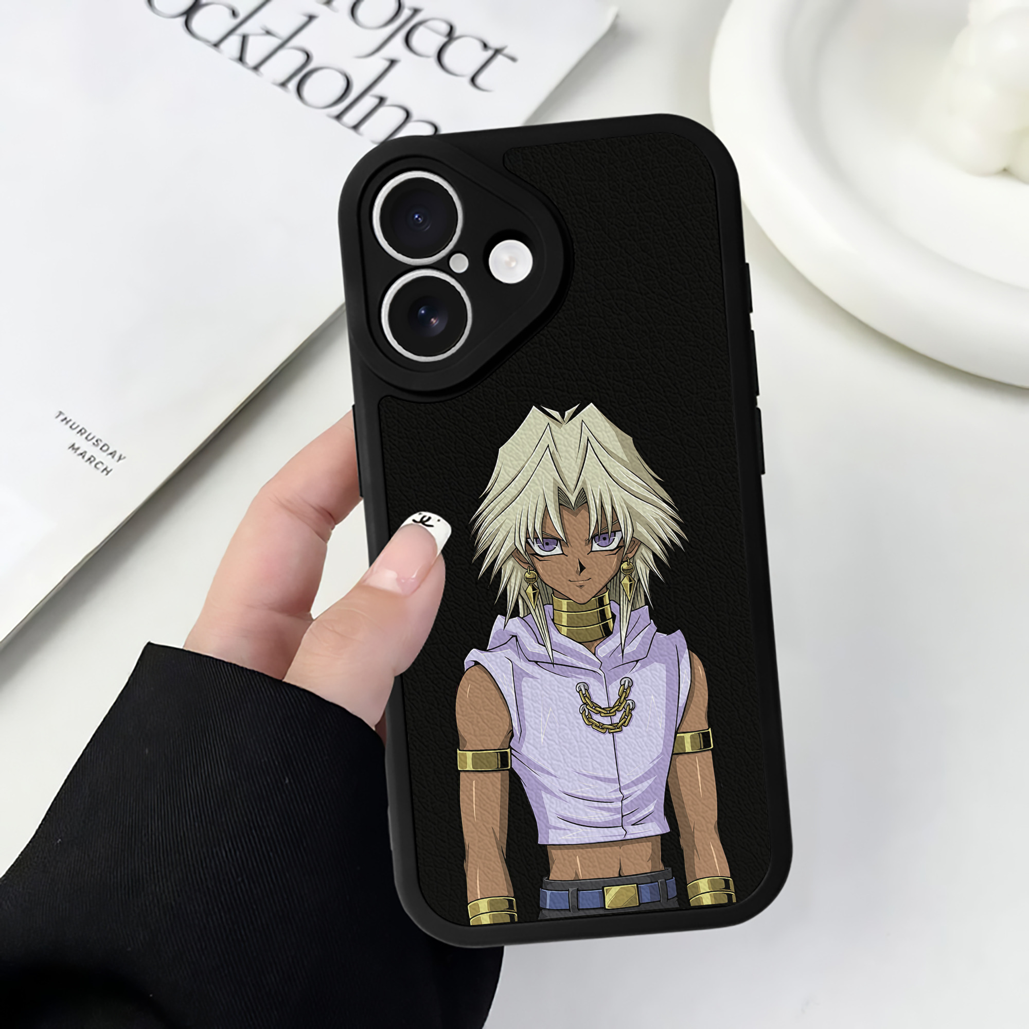 遊☆戯☆王 Yu-Gi-Oh! 【iPhone 16シリーズ対応】シリコンスマホケース（レザー調） 材質：シリコン